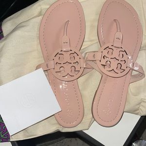 tory burch sandals